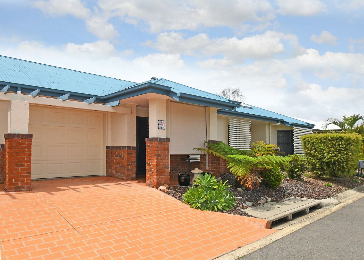 90/34-56 Elizabeth Street, Urangan QLD 4655, Image 0