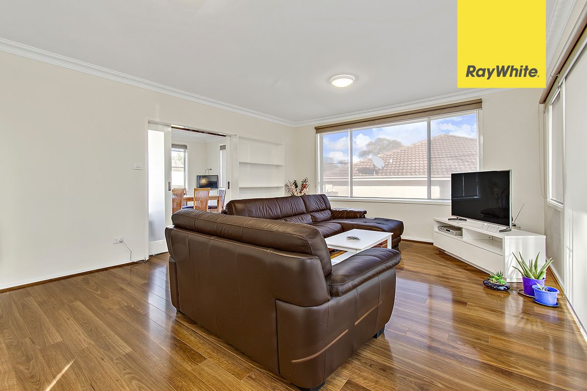 31 Kilby Crescent, Weetangera ACT 2614, Image 1