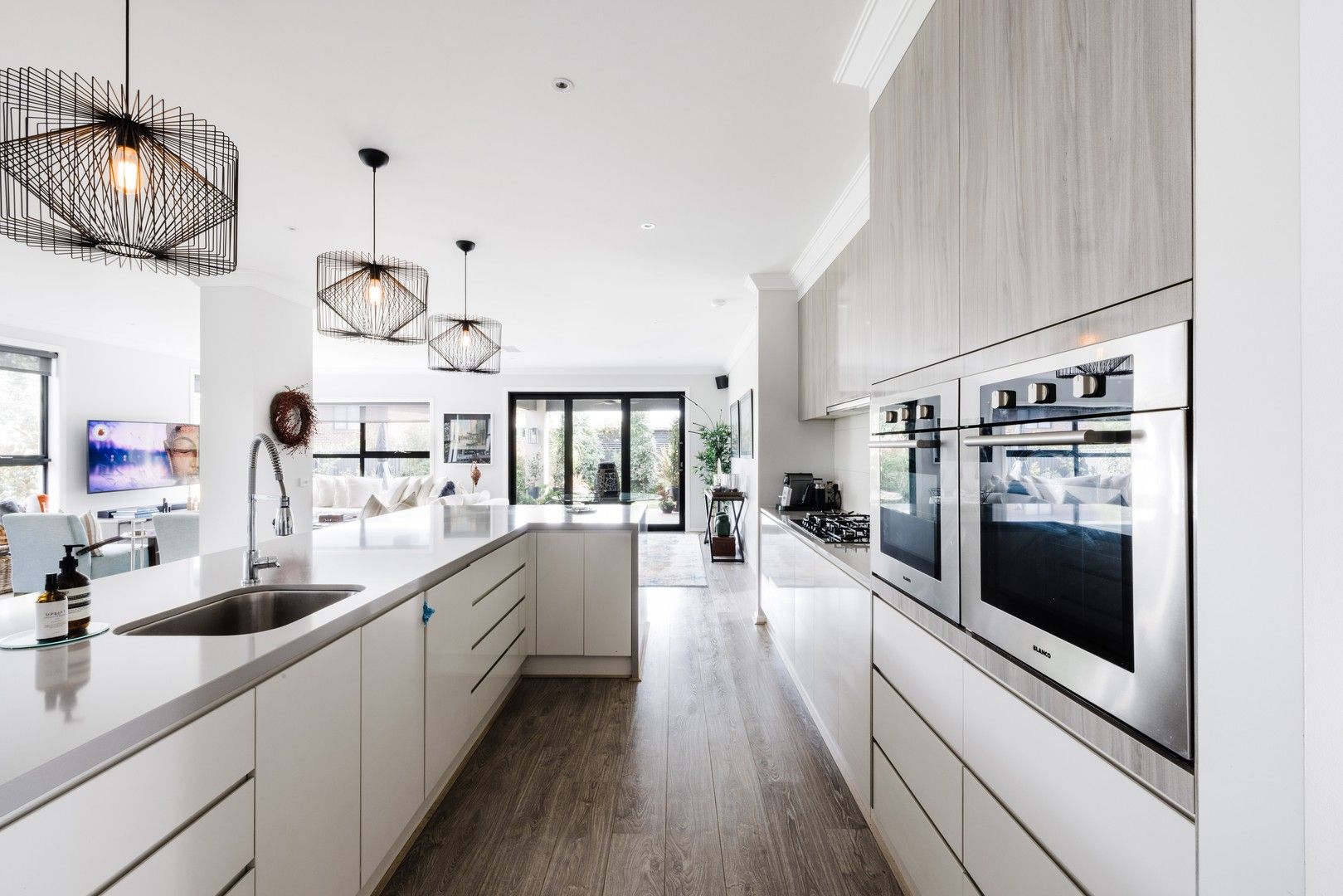 5 bedrooms House in 82 O'Shannassy Parade LUCAS VIC, 3350