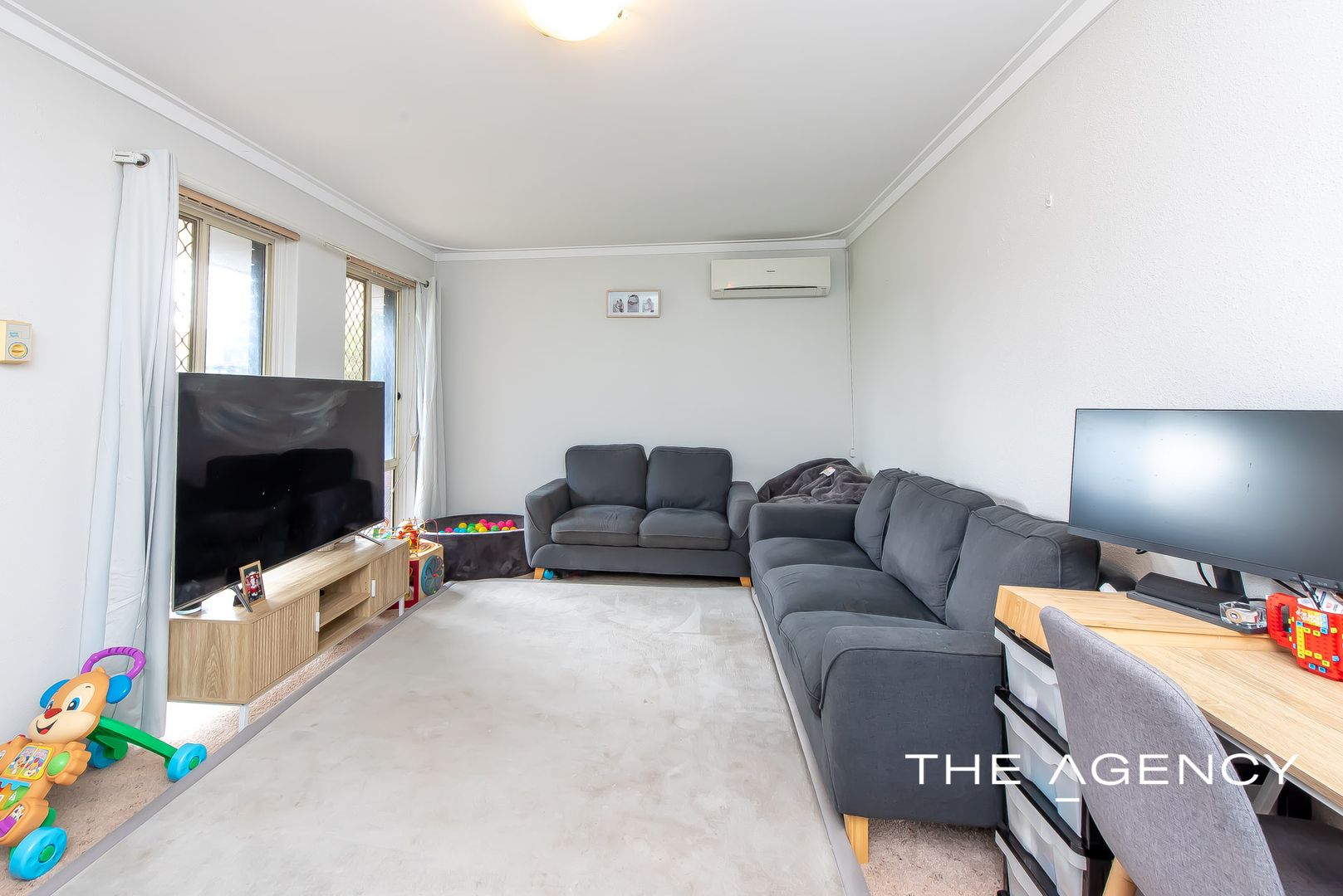 12 Venus Way, Hillarys WA 6025, Image 2