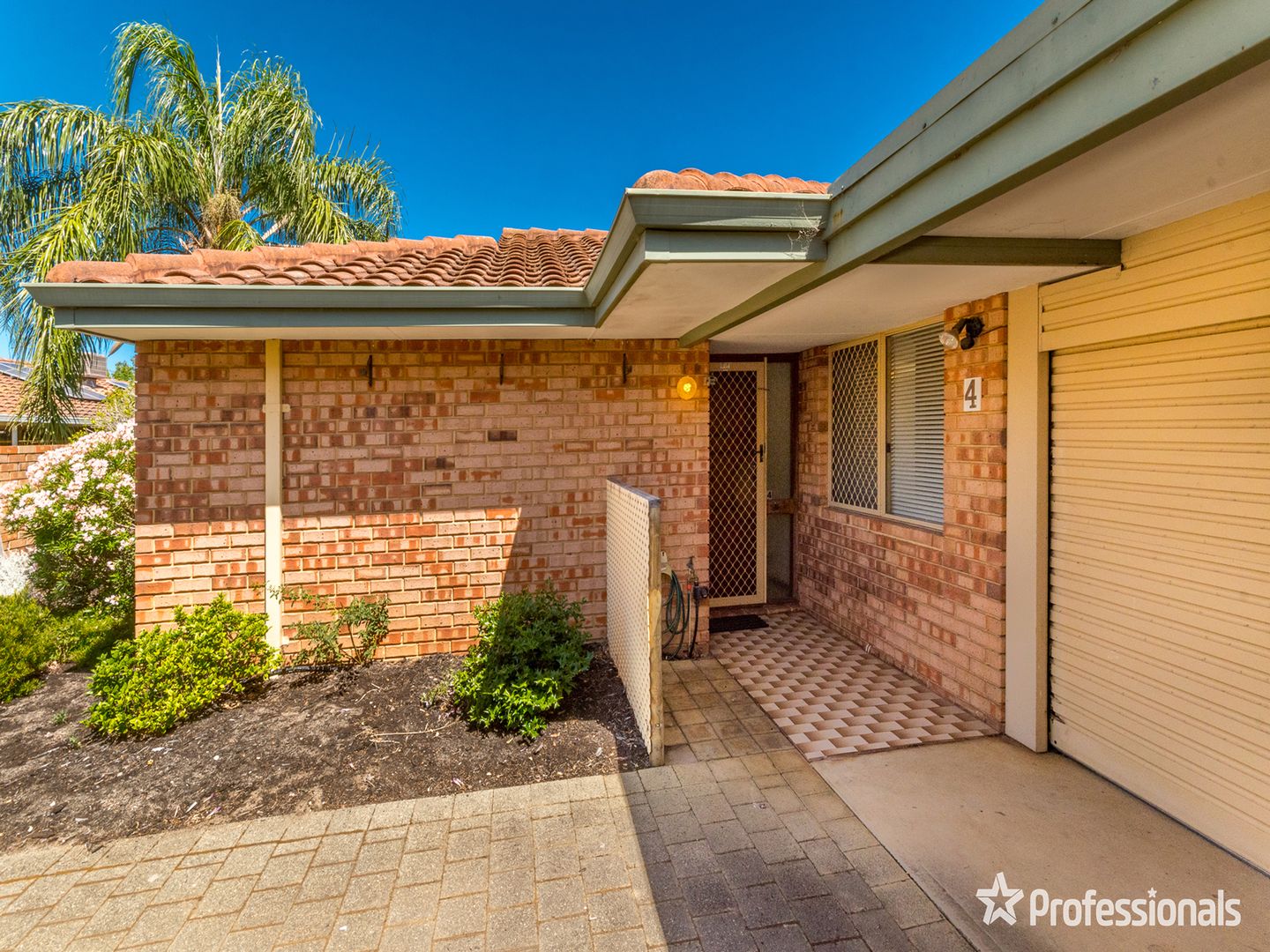 4/1 Heron Place, Maddington WA 6109, Image 2