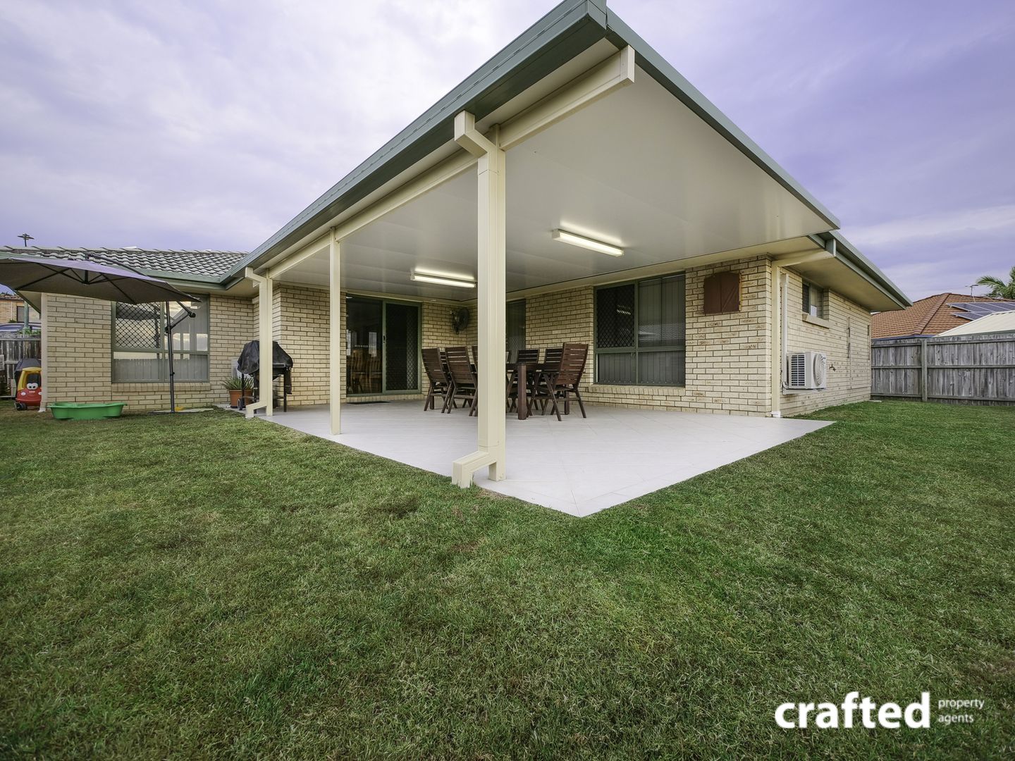 18 Clifton Place, Parkinson QLD 4115, Image 1