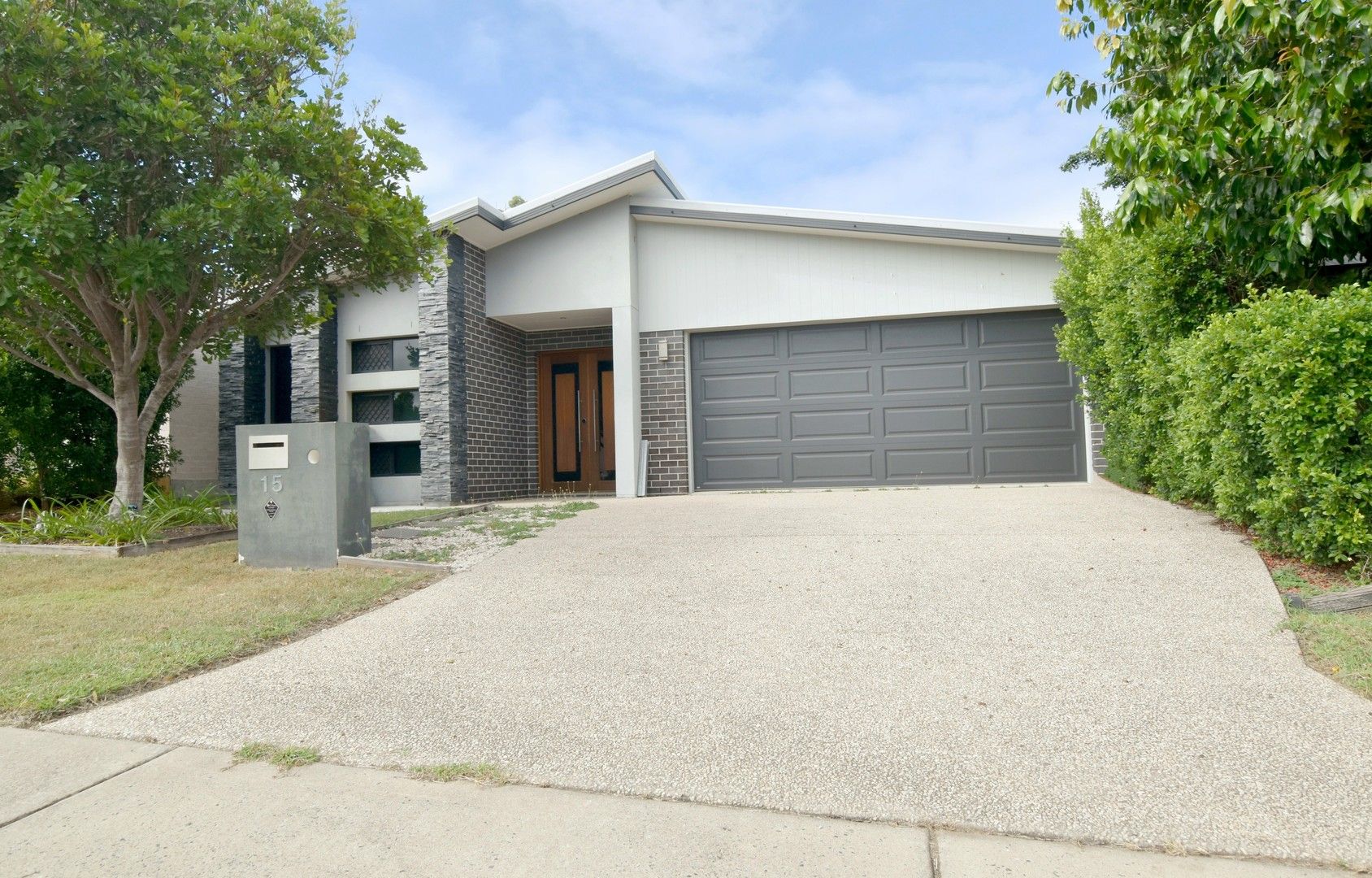 3 bedrooms House in 15 Aurora Road TANNUM SANDS QLD, 4680