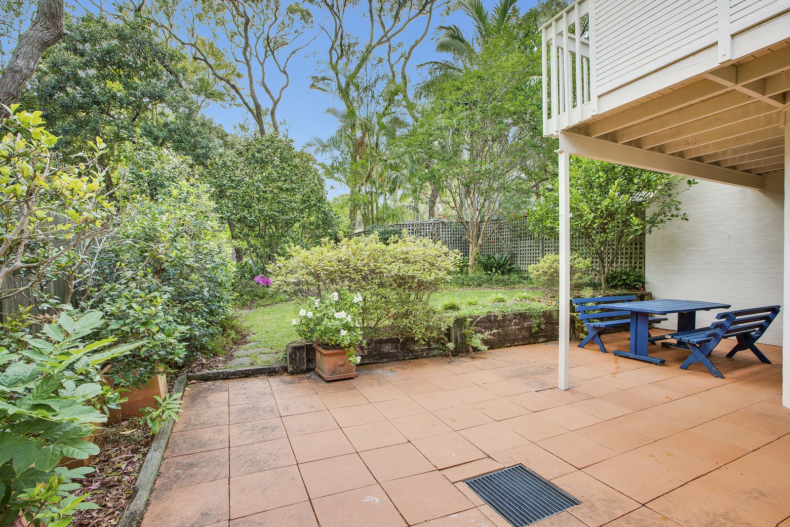 3 bedrooms Townhouse in 22A Old Barrenjoey Road AVALON BEACH NSW, 2107