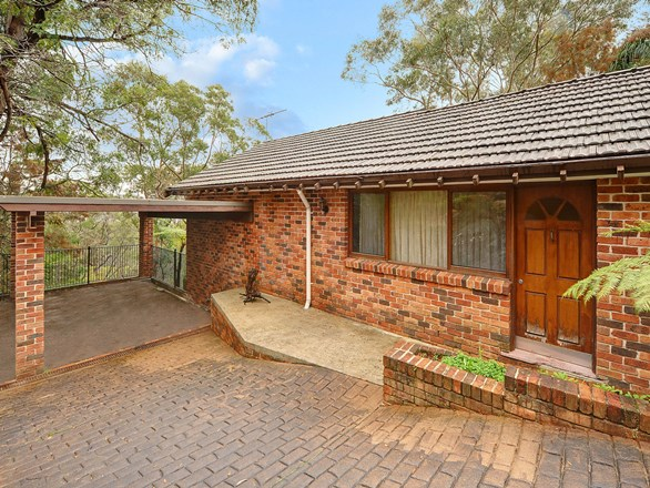 7 The Crest , Hornsby Heights NSW 2077