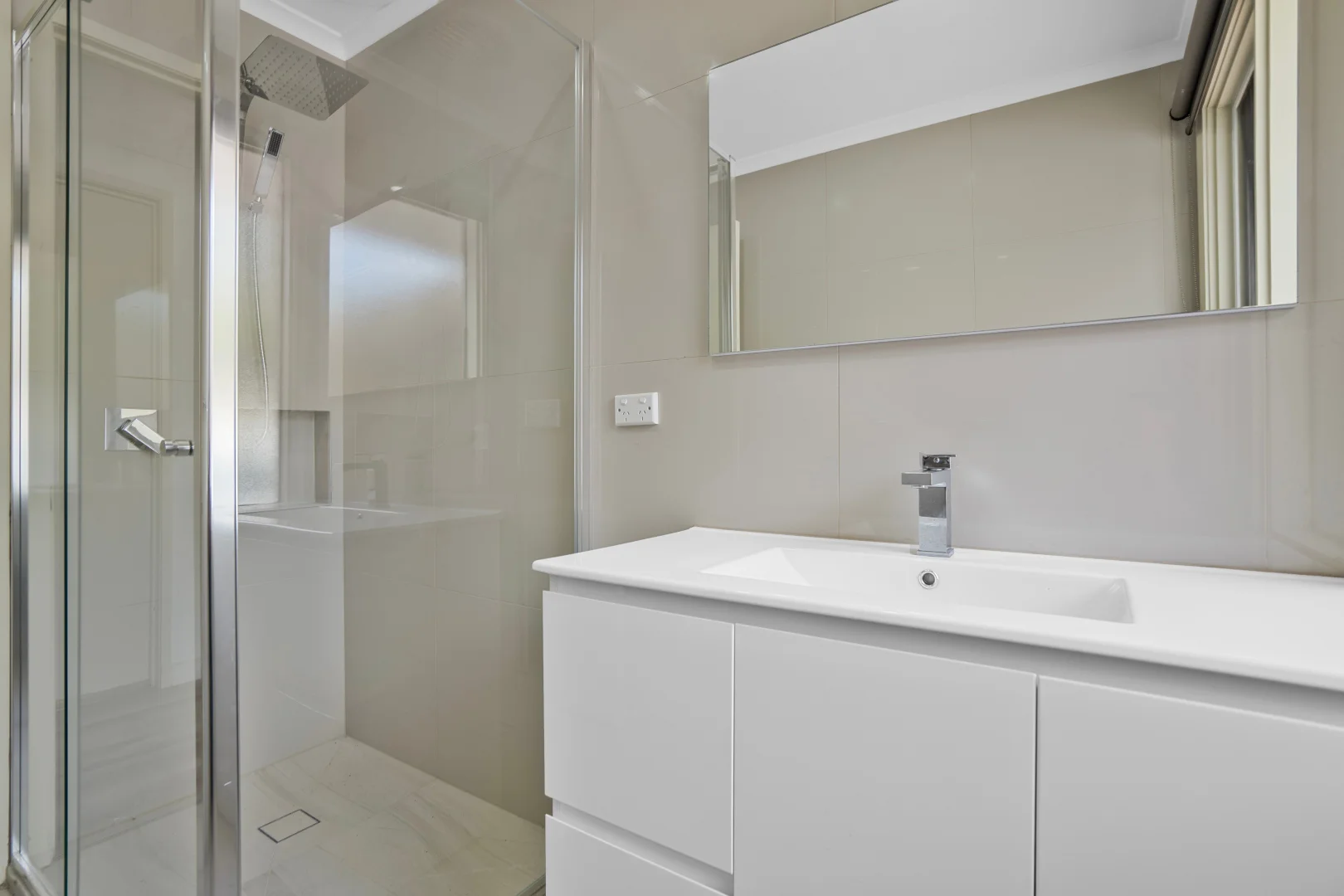 Additional image 8 of 5 Joel Pl, Gladstone Park VIC 3043