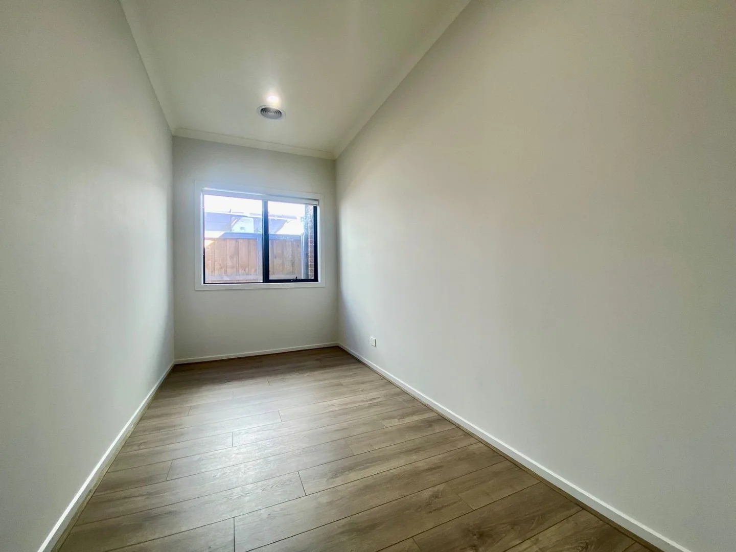 Additional image 12 of 15 Sunburnt Circuit, Clyde North VIC 3978