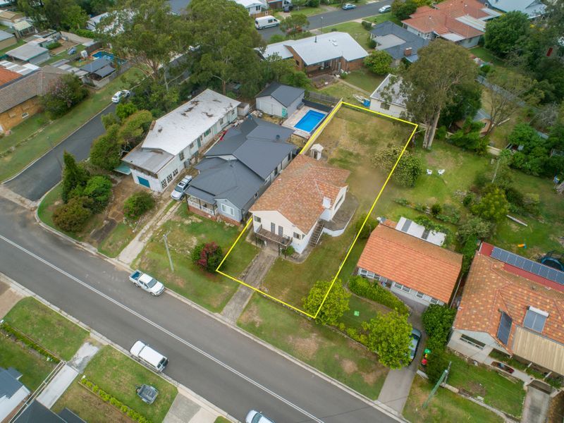 18 Kenneth Street, Kotara South NSW 2289, Image 1