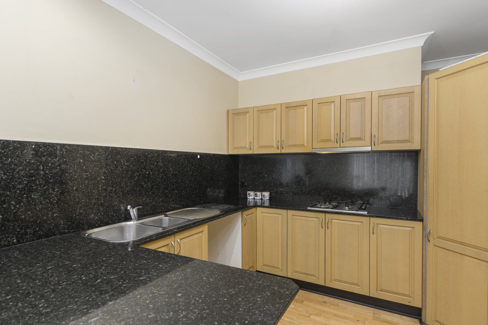 5/13 Luxor St, Woonona NSW 2517, Image 2