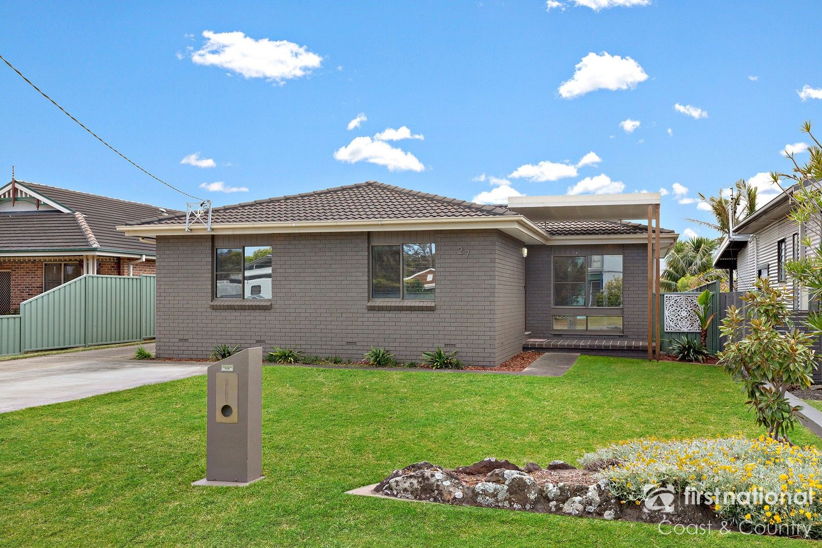 27 Ravenscliffe Road, Shoalhaven Heads NSW 2535, Image 1