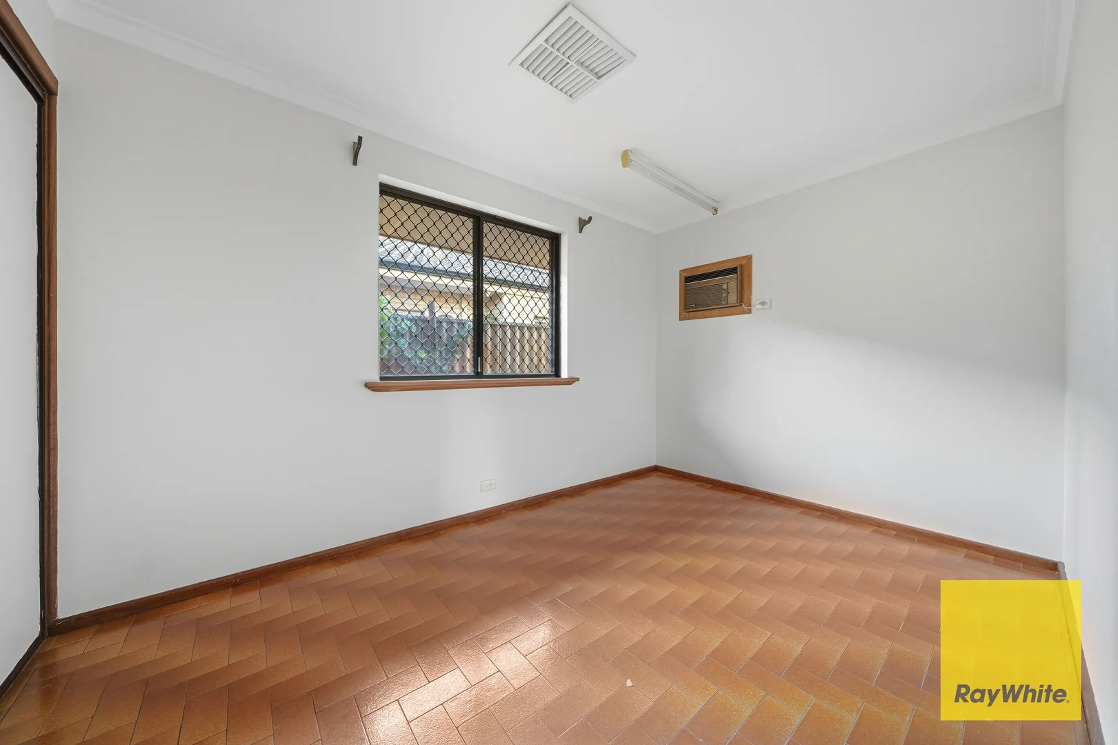 Additional image 14 of 480 Light Street, Dianella WA 6059