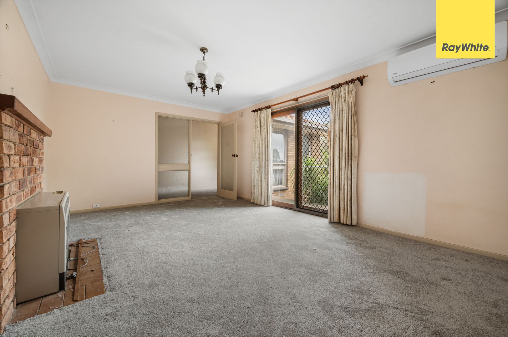 2 Gretel Grove, Melton VIC 3337, Image 2