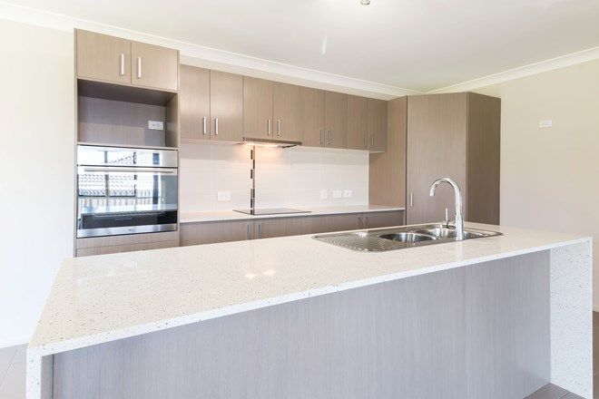 16 pixie hollow court eagleby qld time