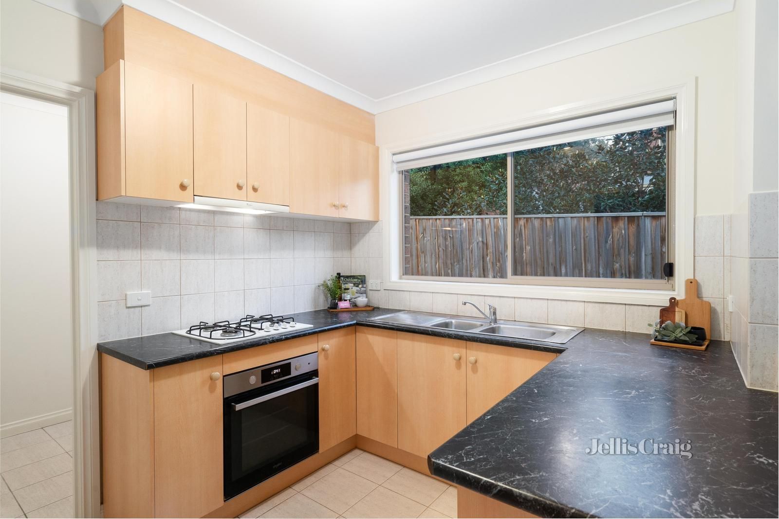 6/184 St Helena Road, Greensborough VIC 3088, Image 2