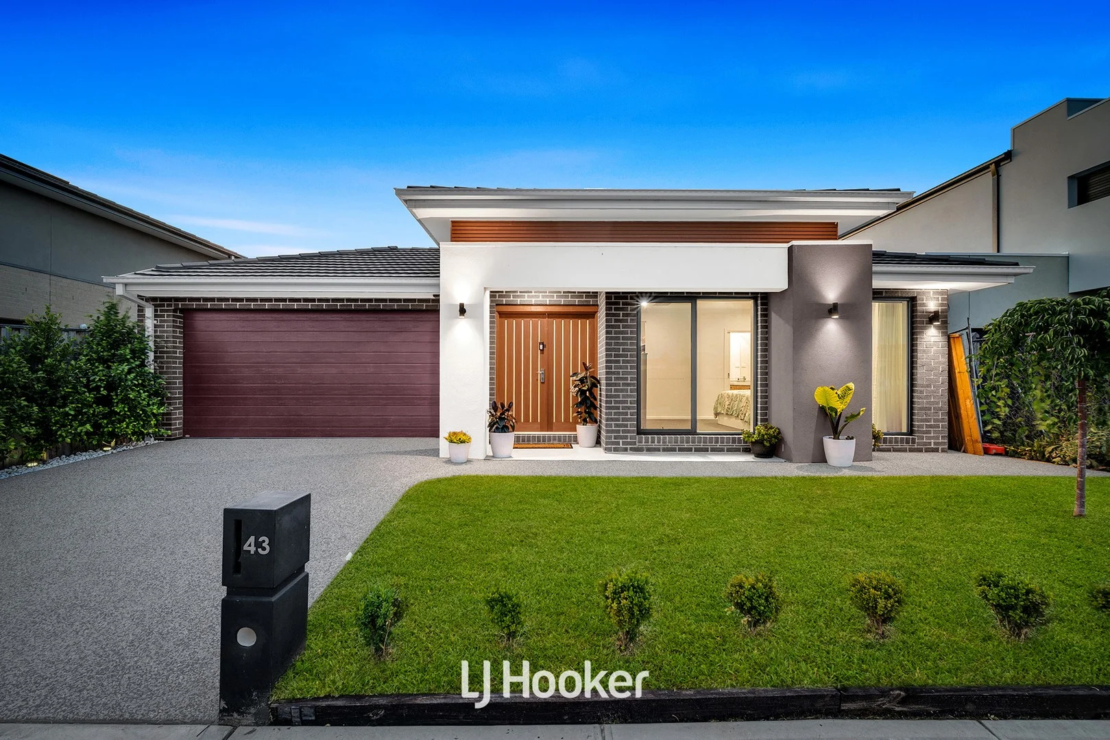 43 Somme Crescent, Berwick VIC 3806