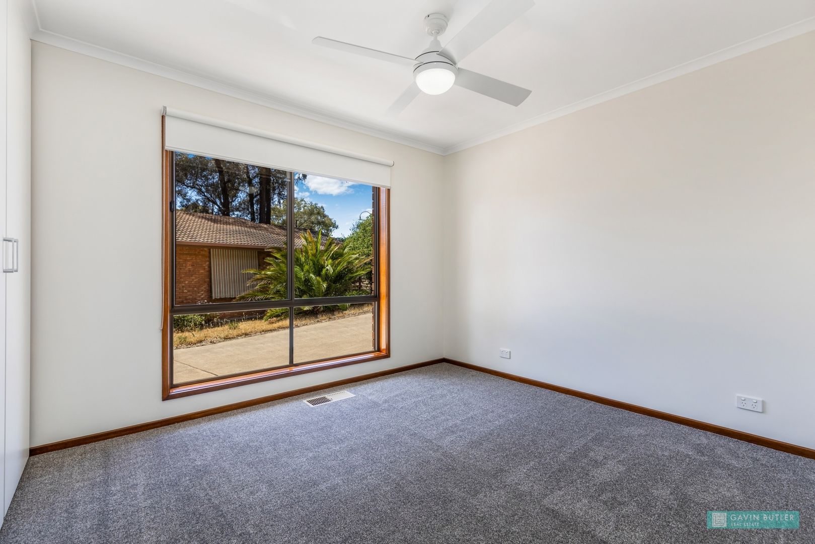 Unit 3/126 Edwards Rd, Kennington VIC 3550, Image 2