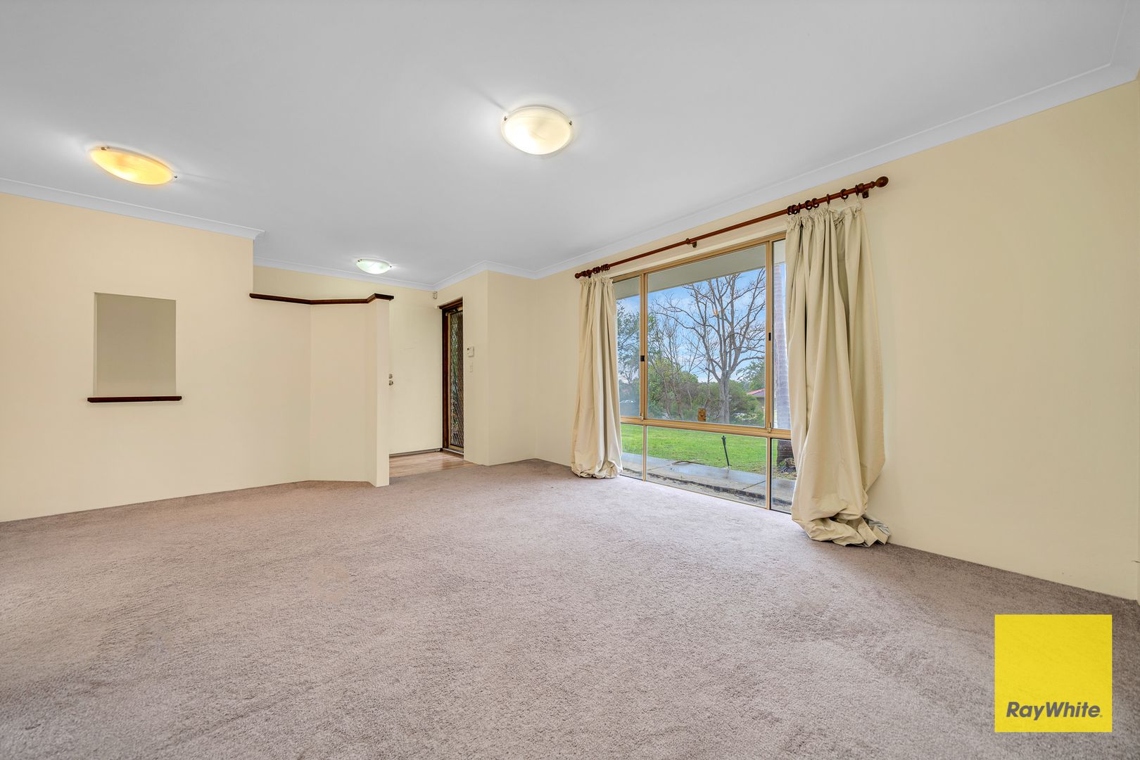 41 Leicester Square, Alexander Heights WA 6064, Image 1