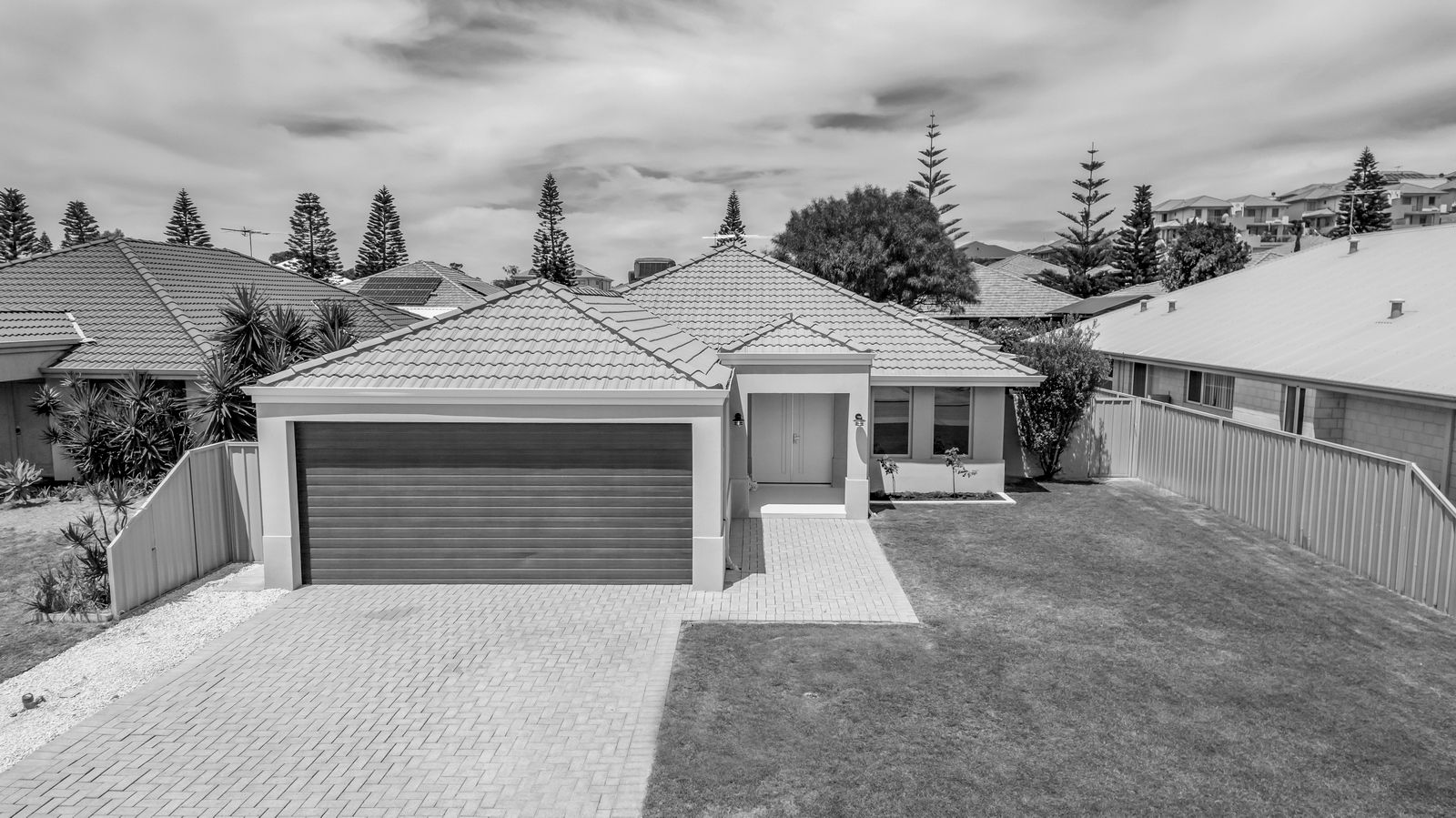 16 Wuraling Pass, Wannanup WA 6210, Image 0