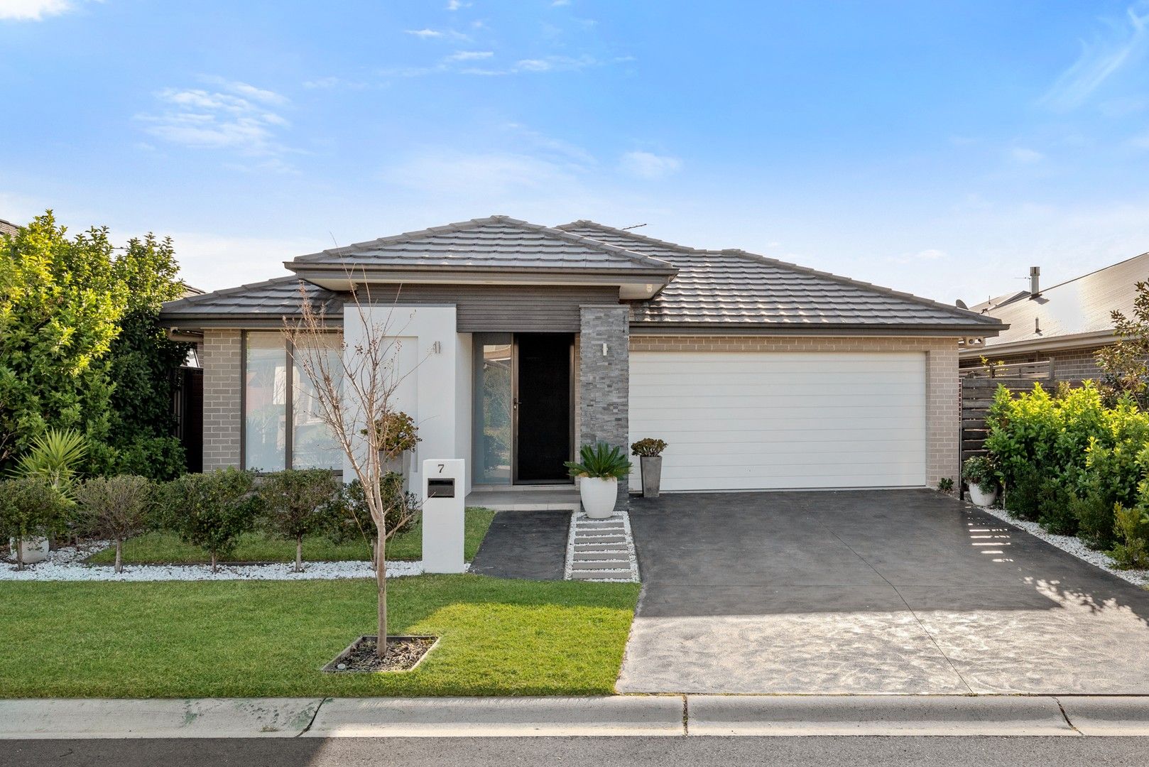 7 Myer Way, Oran Park NSW 2570, Image 0