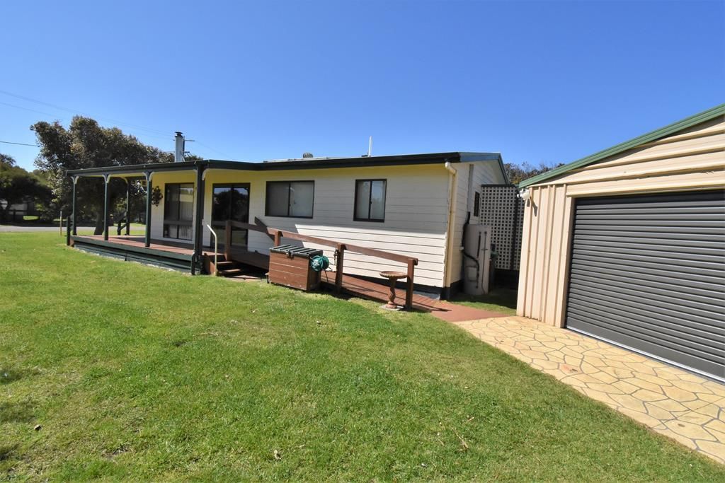 2 Ash Avenue, Sandy Point VIC 3959, Image 0