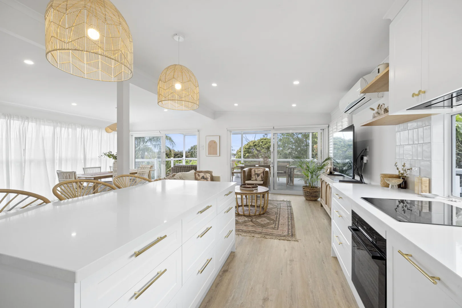 1 Thurloo Drive, Safety Beach VIC 3936