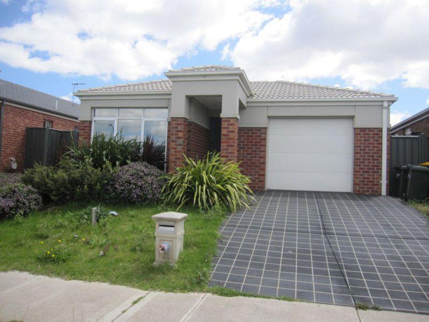 65 Hatchlands Drive, Deer Park VIC 3023 House For Rent 420 Domain