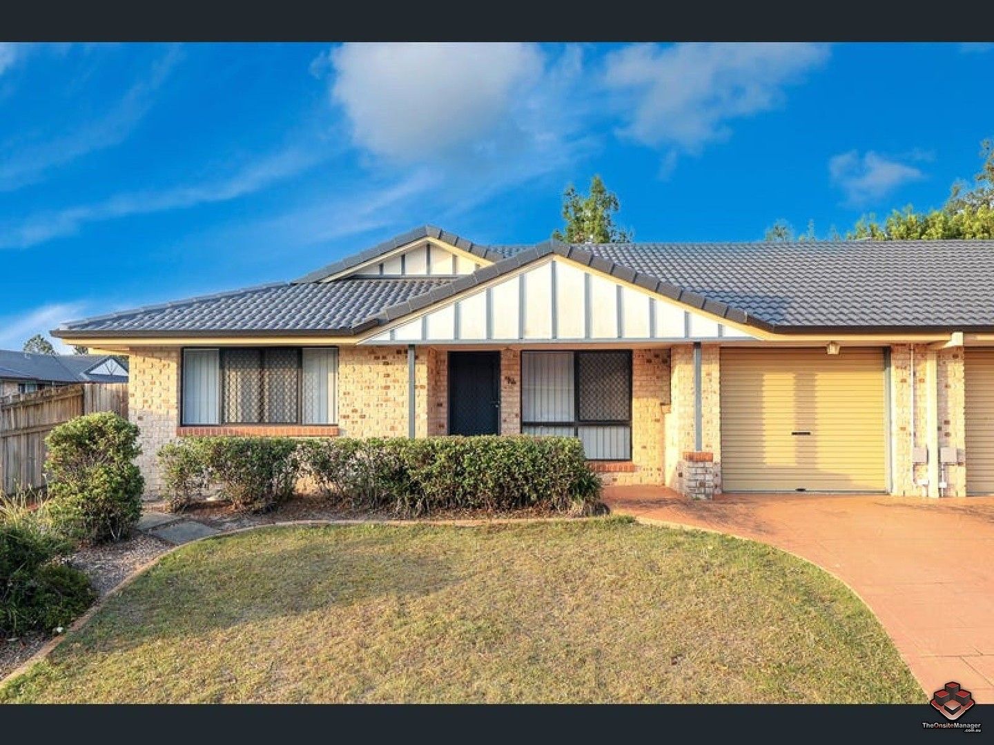 3 bedrooms Townhouse in  SUNNYBANK HILLS QLD, 4109