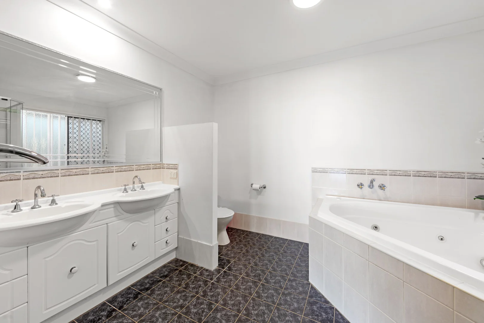 Additional image 11 of 58 Uplands Drive, Parkwood QLD 4214