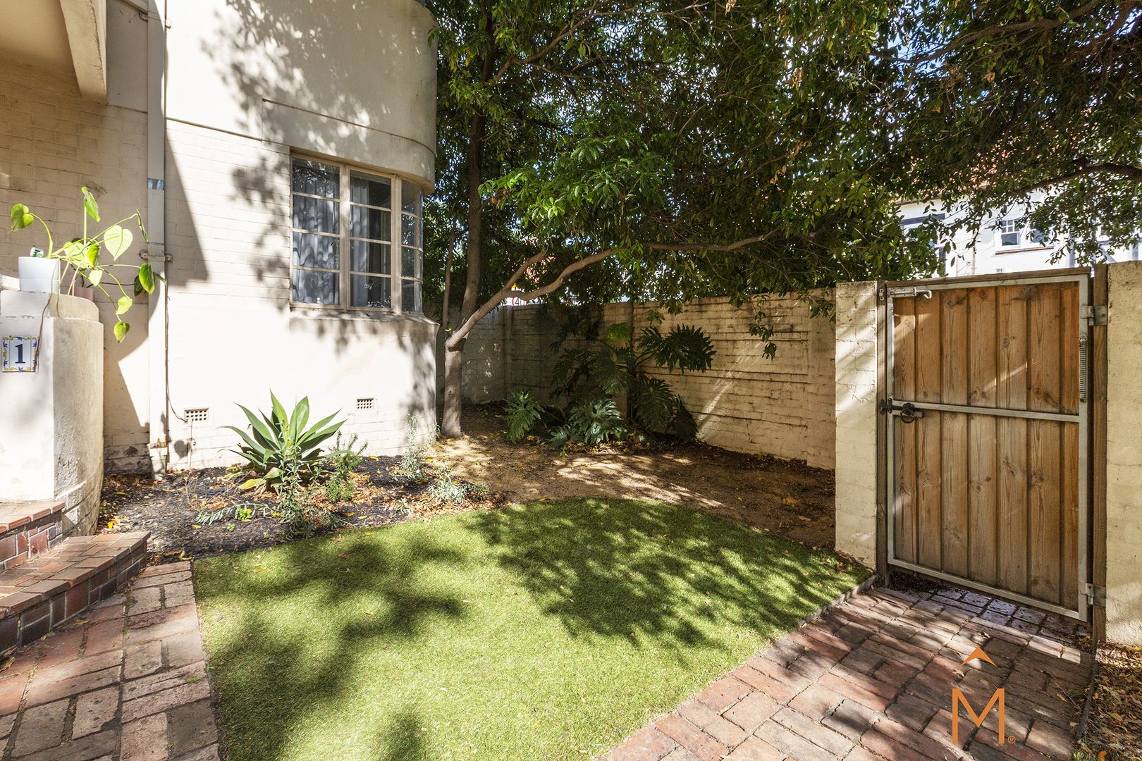 1/237 Glen Eira Road, Caulfield North VIC 3161, Image 2