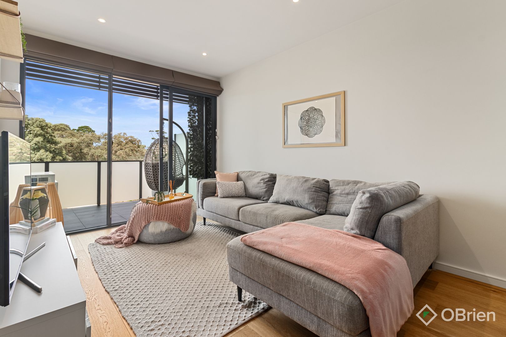 219/187 Reynolds Road, Doncaster East VIC 3109, Image 1