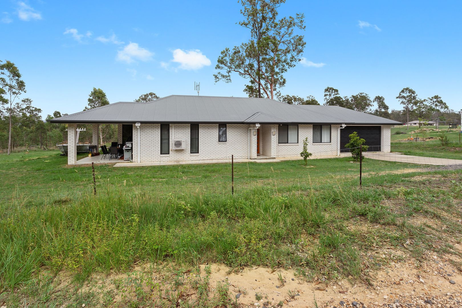 7 Carmichael Drive, Adare QLD 4343, Image 2