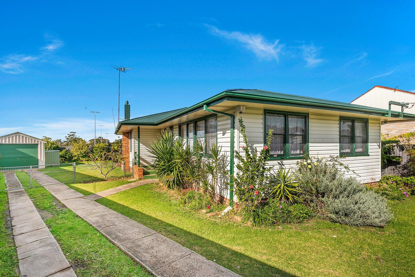 22 Graham Street, Unanderra NSW 2526, Image 0