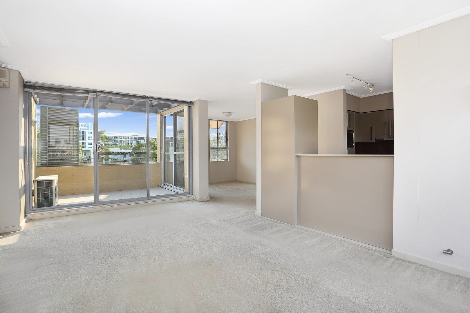 310/3 The Piazza, Wentworth Point NSW 2127, Image 2