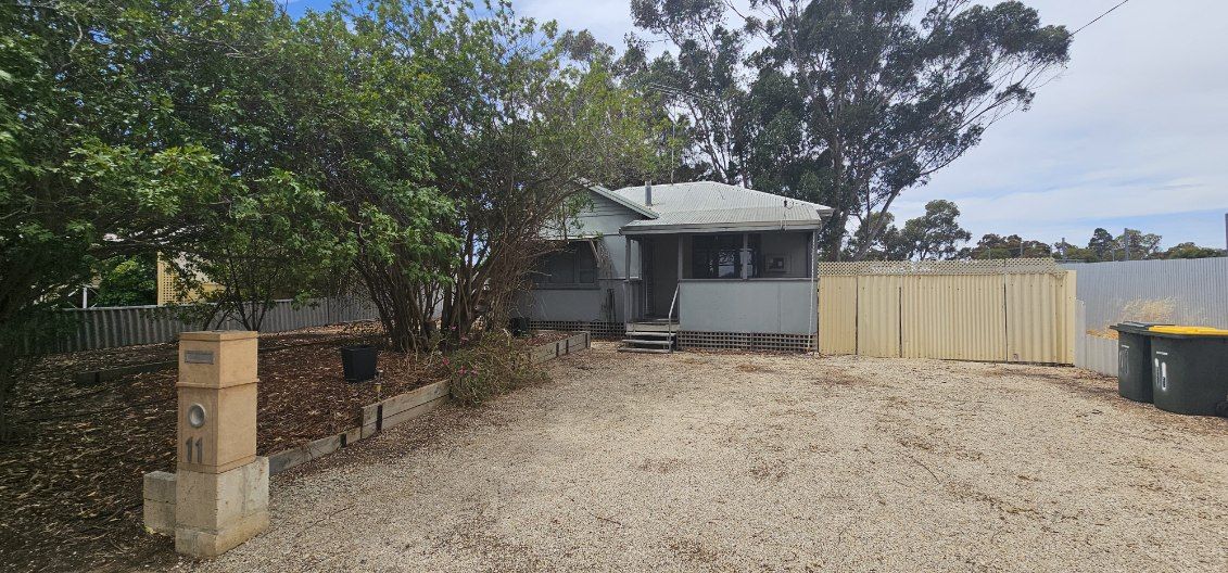 11 Moojebing Road, Katanning WA 6317, Image 0