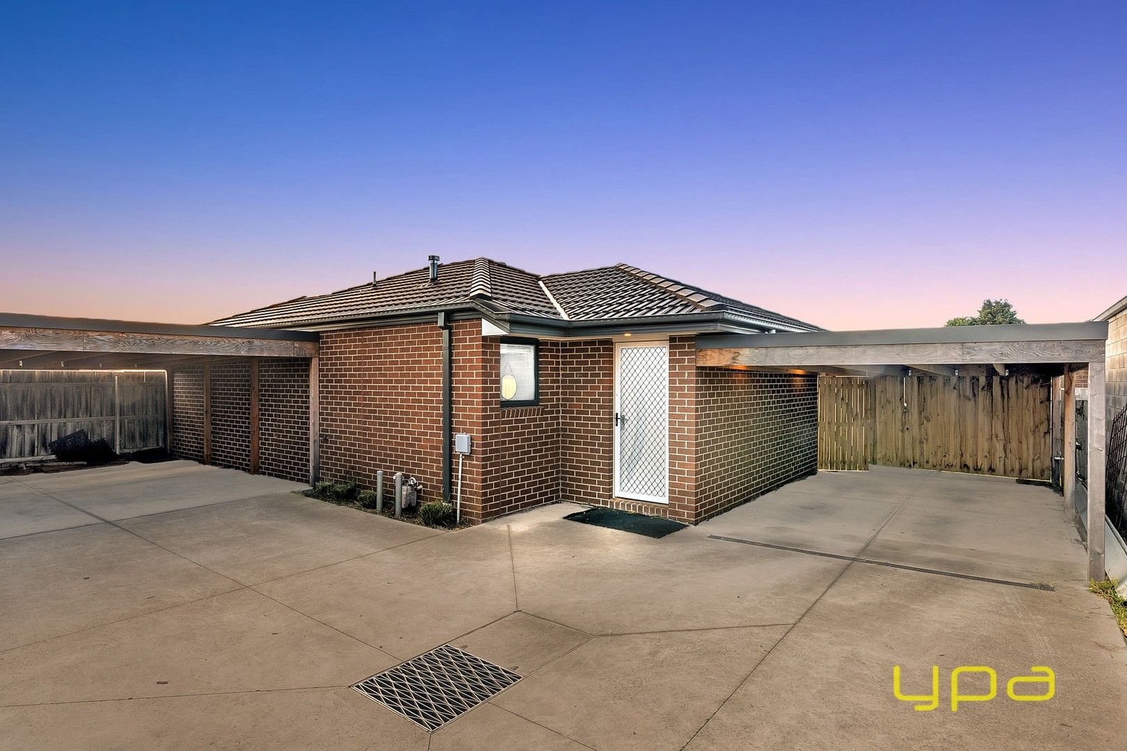 2/69 Camms Road, Cranbourne VIC 3977, Image 0