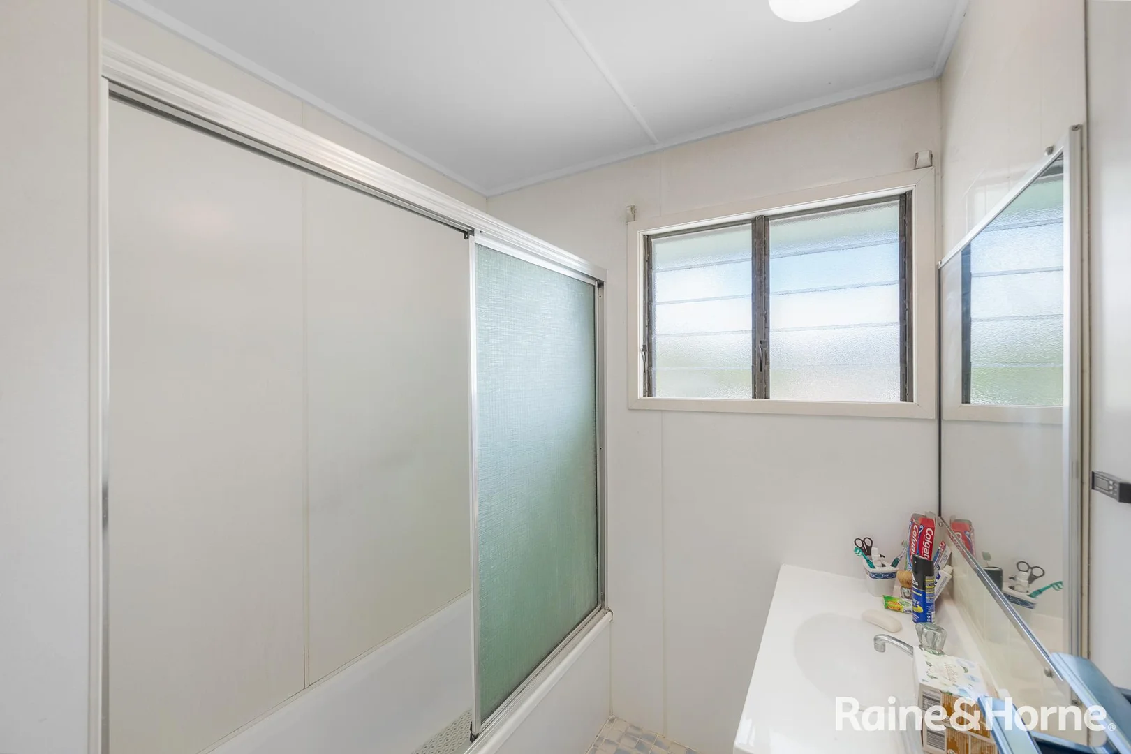 Additional image 9 of 27 Hunter Street, West Gladstone QLD 4680