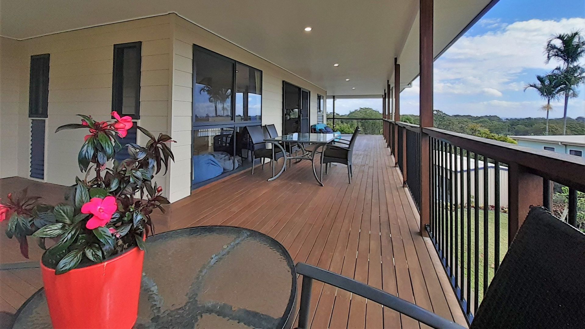 19 Coora Court, Rainbow Beach QLD 4581, Image 2