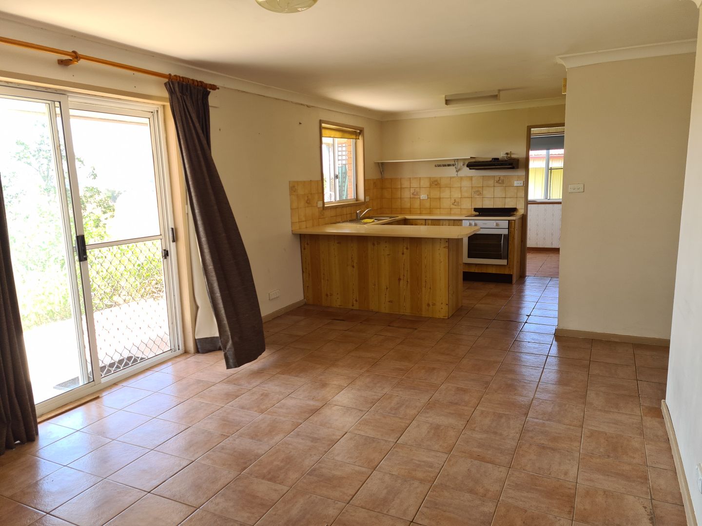 215 Tarrawingee Road, Mumbil NSW 2820, Image 2