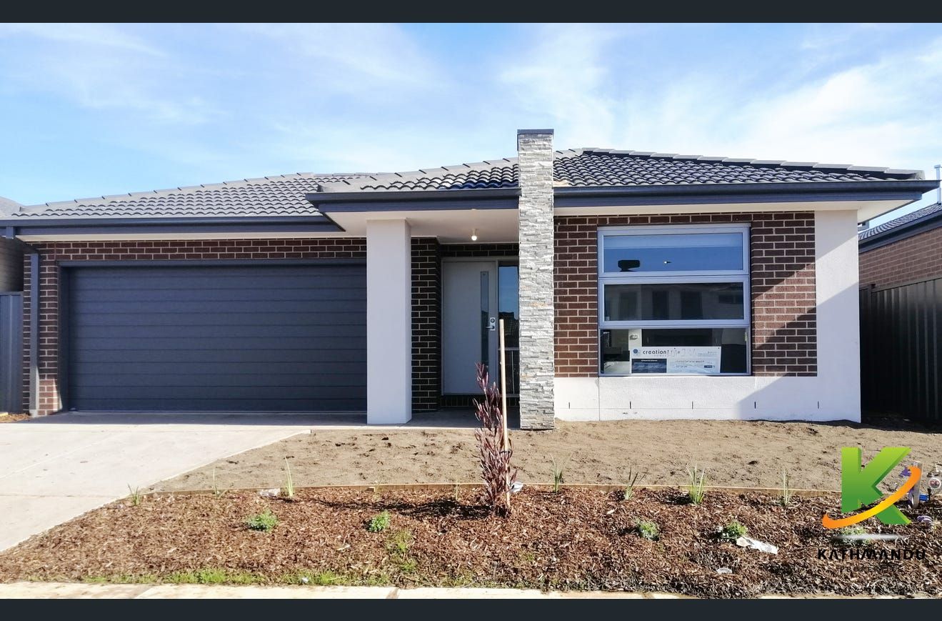 4 bedrooms House in 8 Henderson Drive TARNEIT VIC, 3029