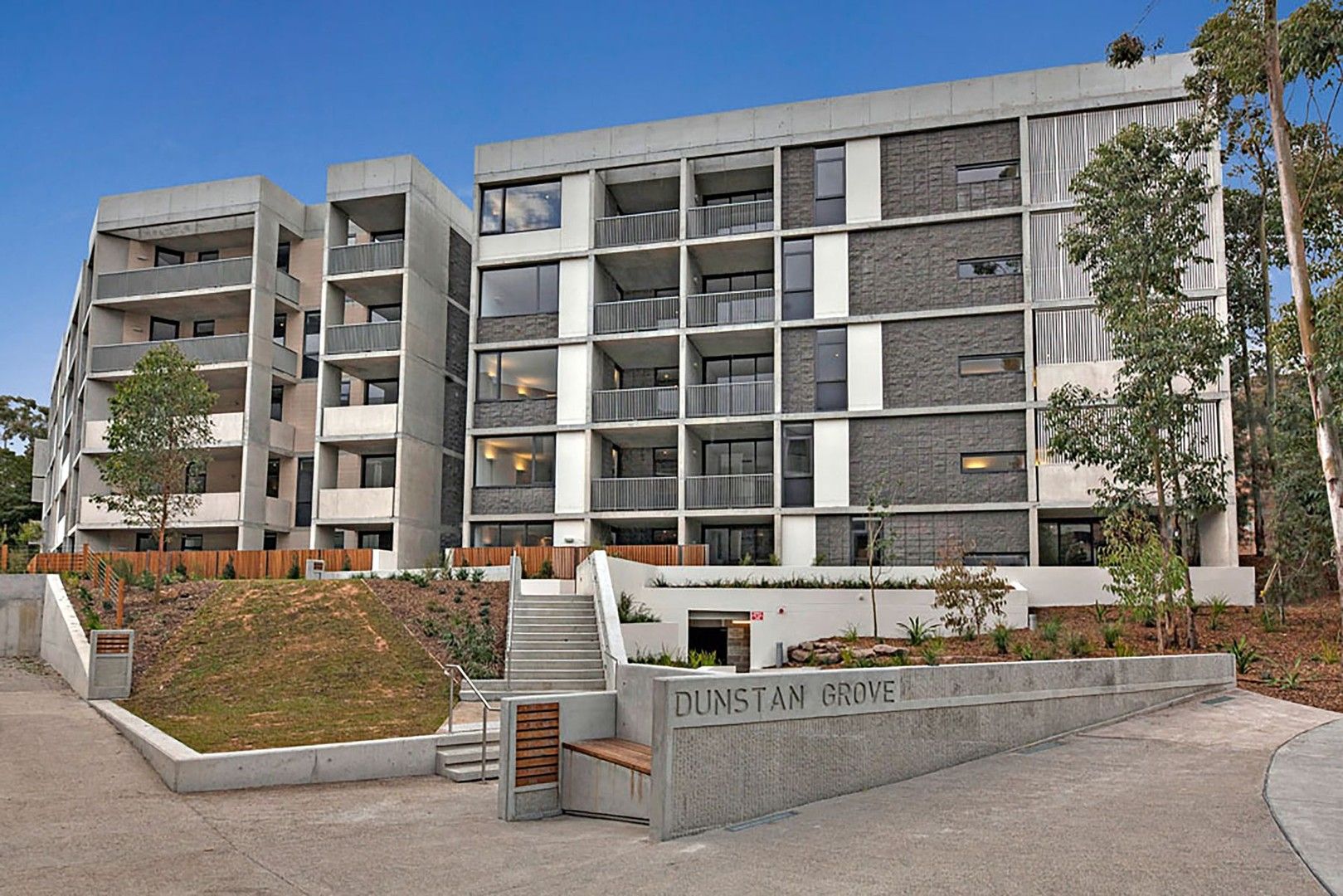 2 bedrooms Apartment / Unit / Flat in 612/5-7 Dunstan Grove LINDFIELD NSW, 2070