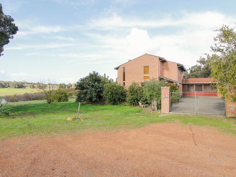 19 Repatriation Road, PICKERING BROOK WA 6076, Image 2