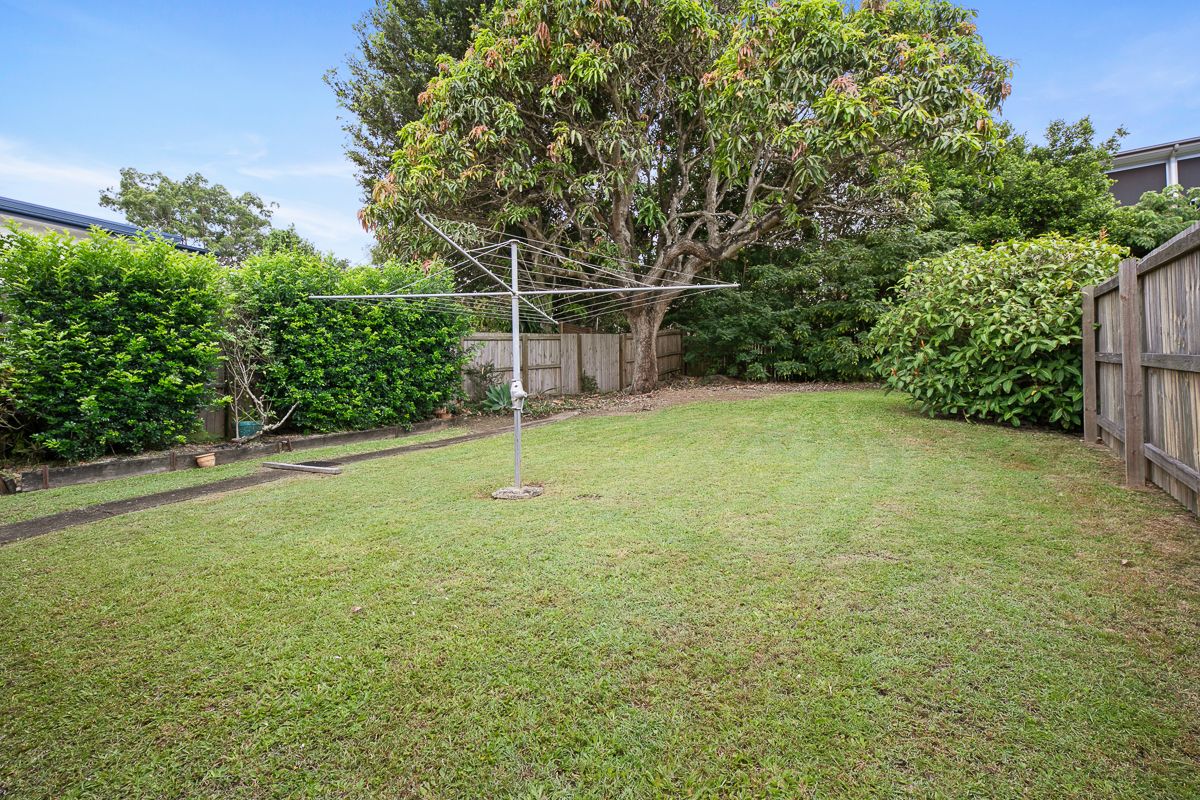 98 Ellington Street, Tarragindi QLD 4121, Image 2