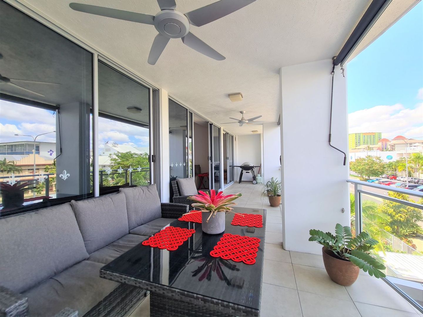 302/125-129 Esplanade, Cairns City QLD 4870, Image 1