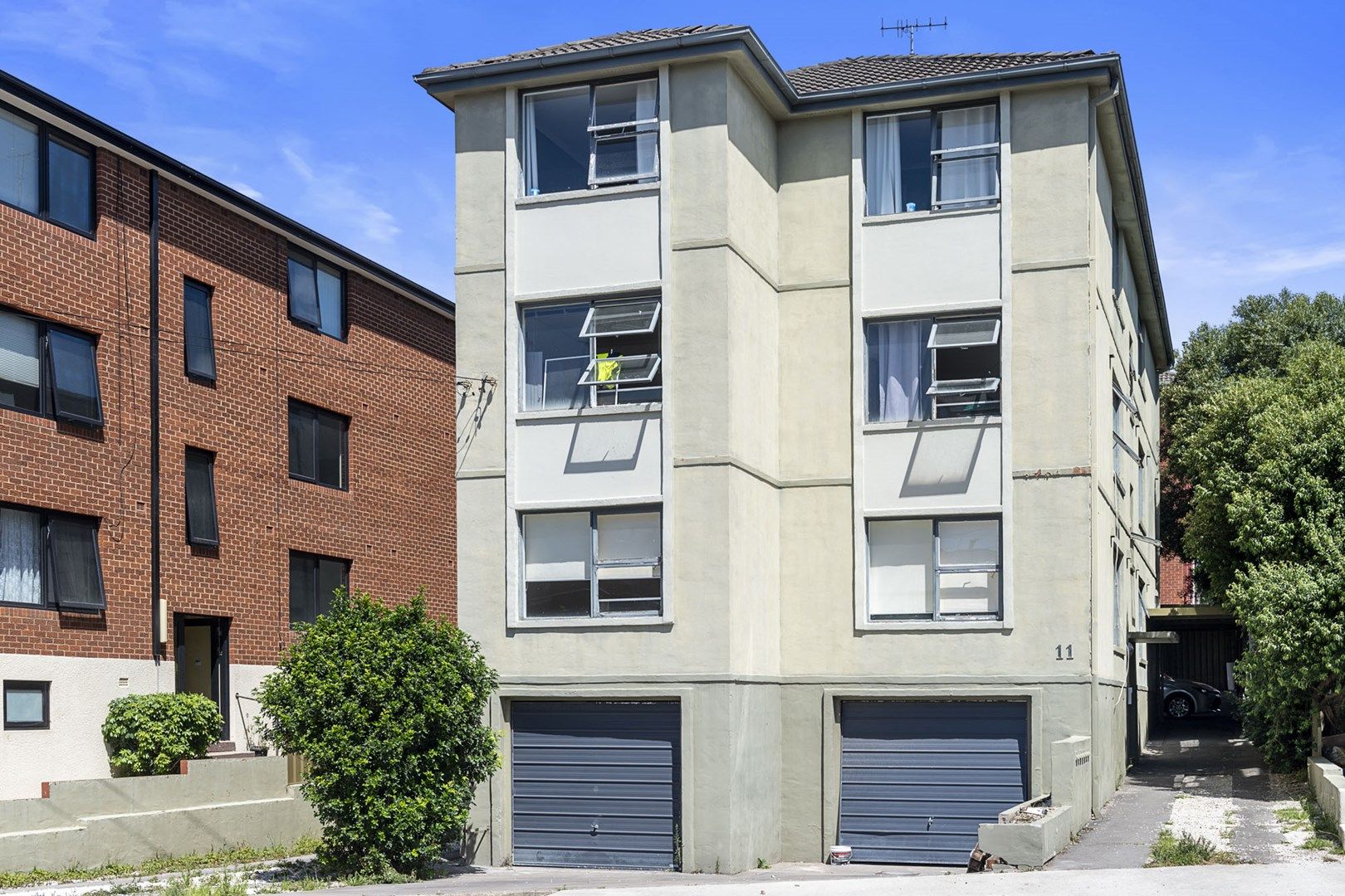 2 bedrooms Apartment / Unit / Flat in 4/11 Brittain Crescent HILLSDALE NSW, 2036