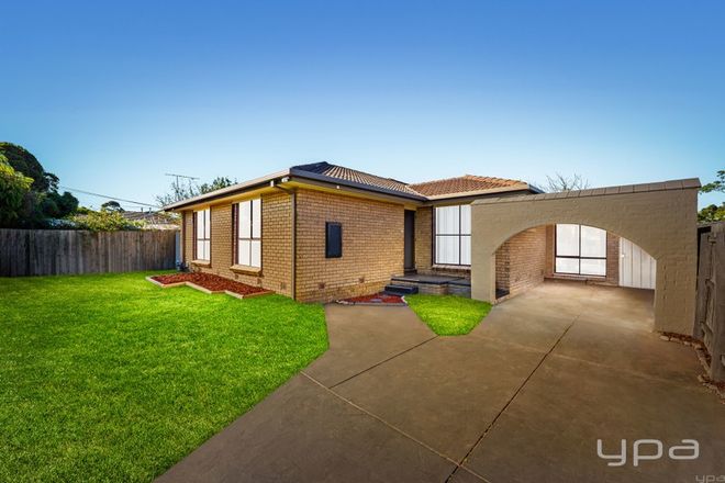 Picture of 32 Strathmore Crescent, HOPPERS CROSSING VIC 3029