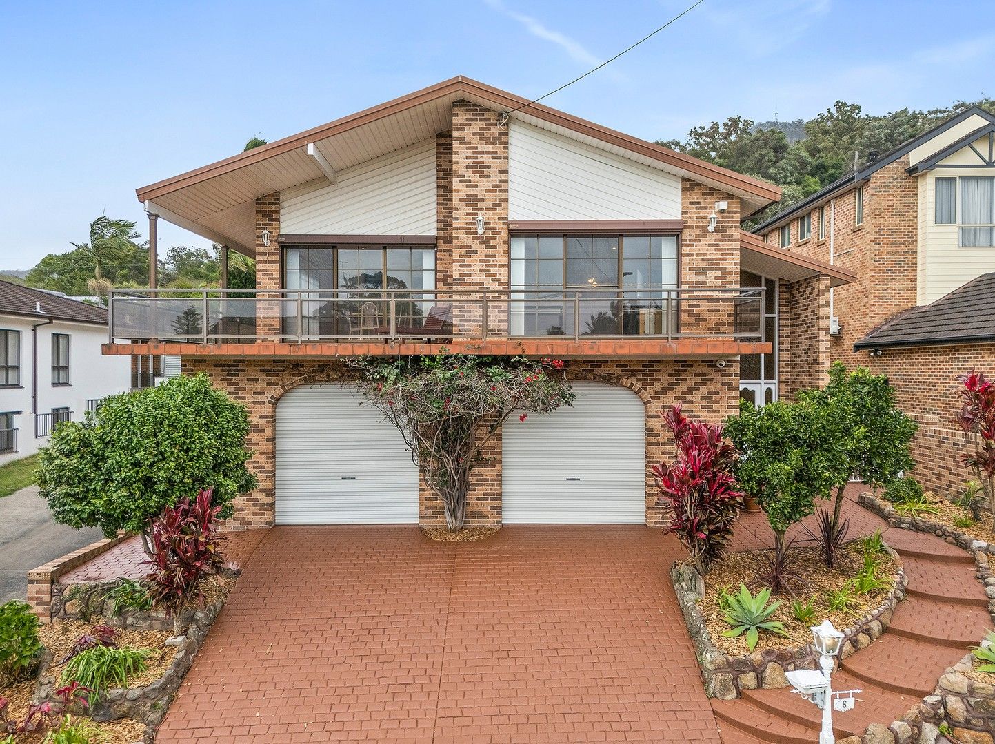 5 bedrooms House in 6 Bellambi Street TARRAWANNA NSW, 2518