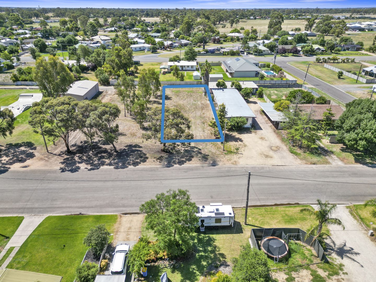 112 Deniliquin Street, Tocumwal NSW 2714, Image 2