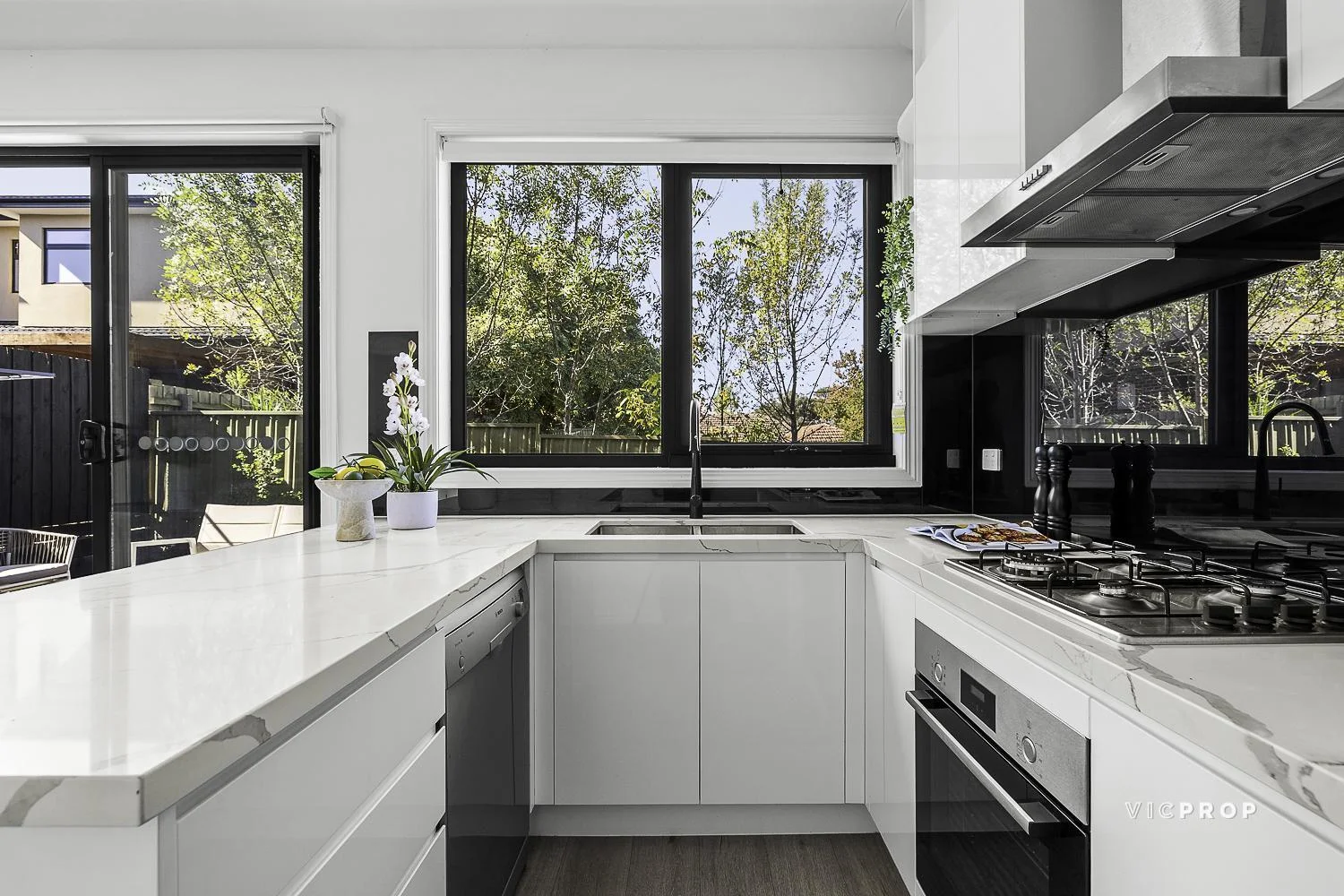 Additional image 5 of 3/93 Wantirna Road, Ringwood VIC 3134