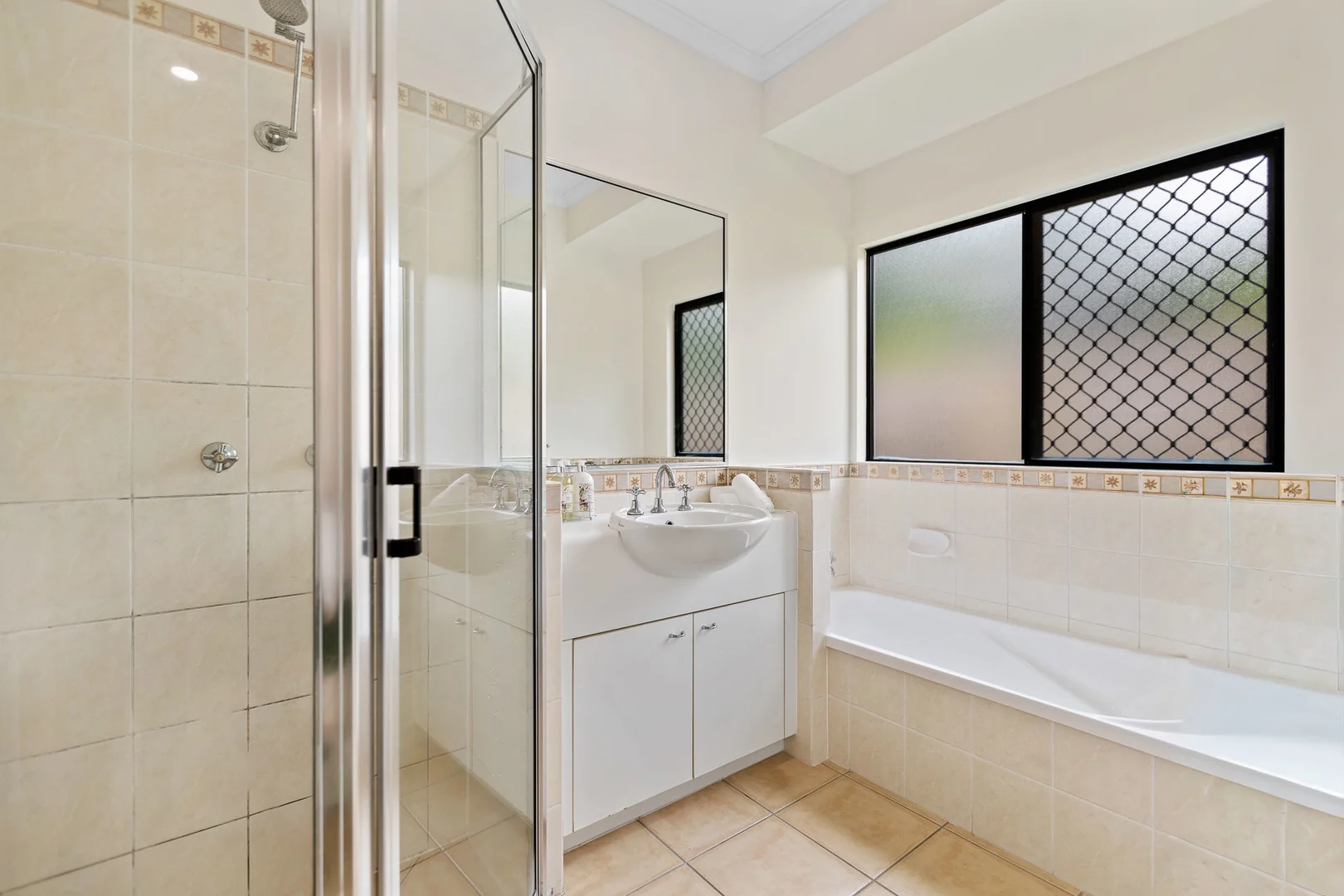 Additional image 18 of 48 West Parkridge Drive, Brinsmead QLD 4870