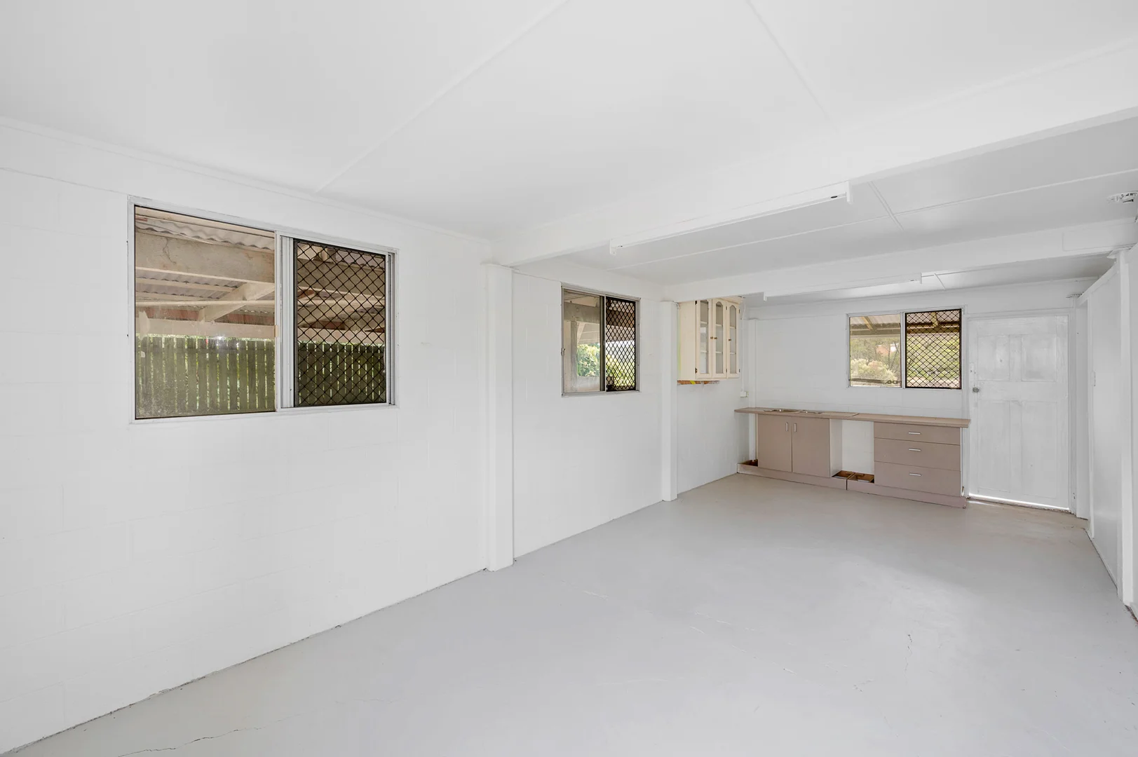 Additional image 11 of 20 Brisbane Street, Barney Point QLD 4680